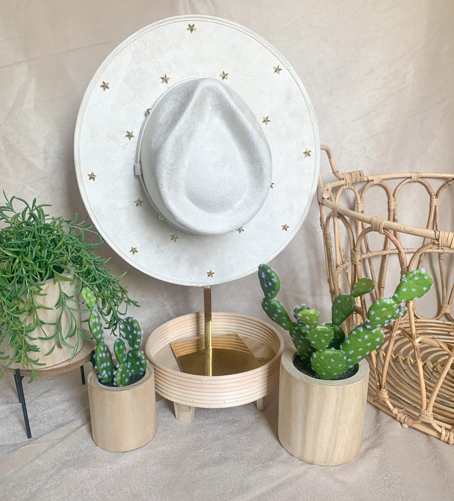 The Starra Hat- Ivory